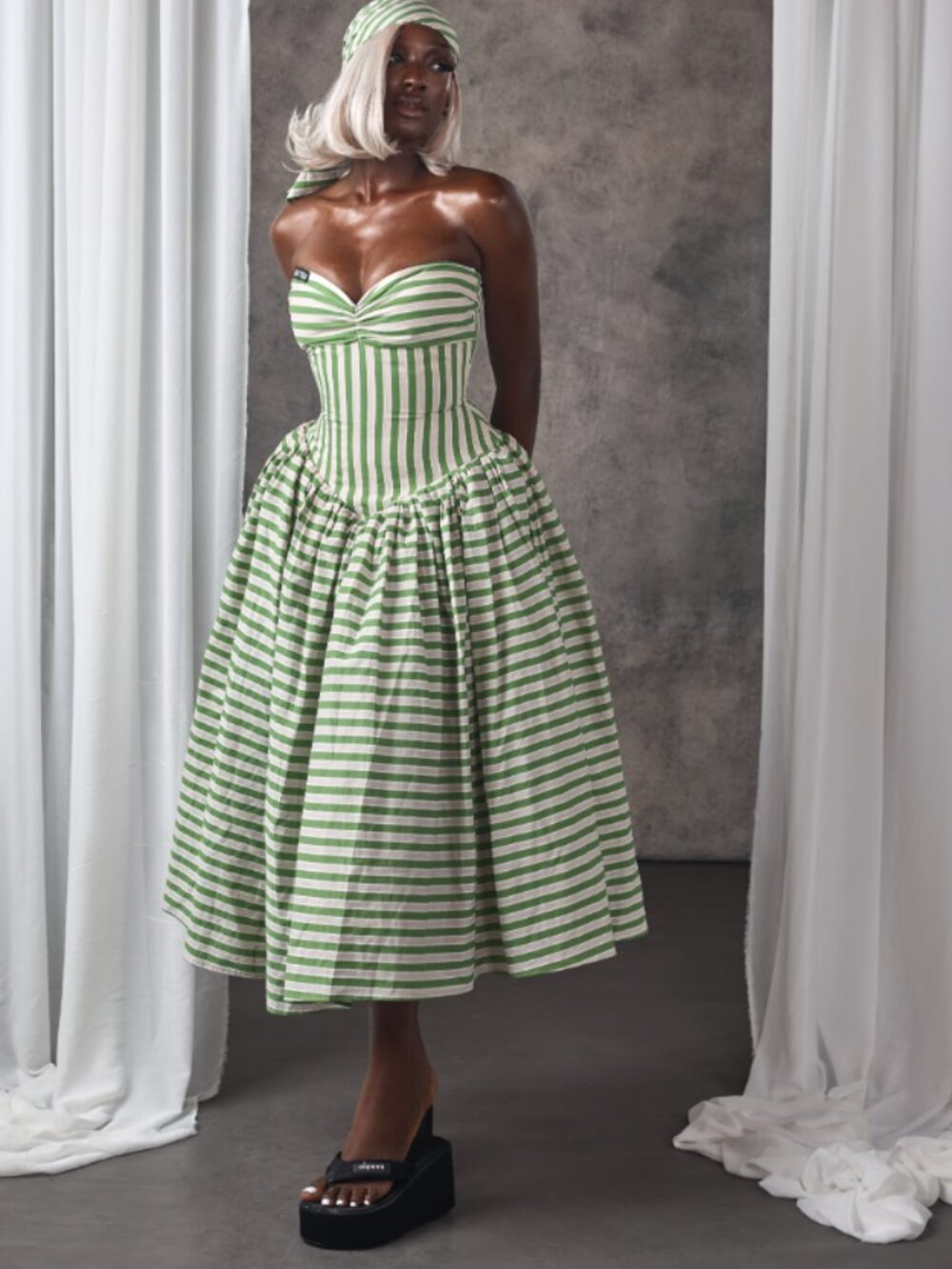 STELLA YEDIA REINA DRESS SIZE UK 10/ US 4 NWT
